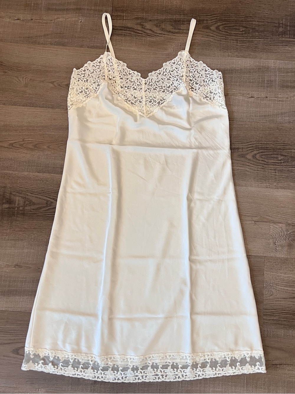 Wacoal Cream Chemise Slip Dress w/ Lace Details